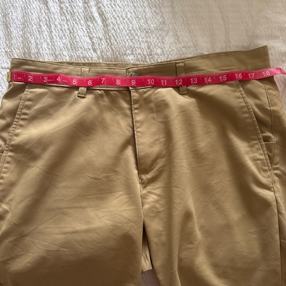 DU/ER Performance Chino Shorts Khaki Tan Stretch Mens 36 - Picture 5 of 7